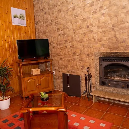 Geres Nature House, Casa Pedras فييرا دو مينهو