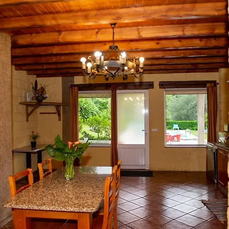Geres Nature House, Casa Pedras بيت للعطل فييرا دو مينهو